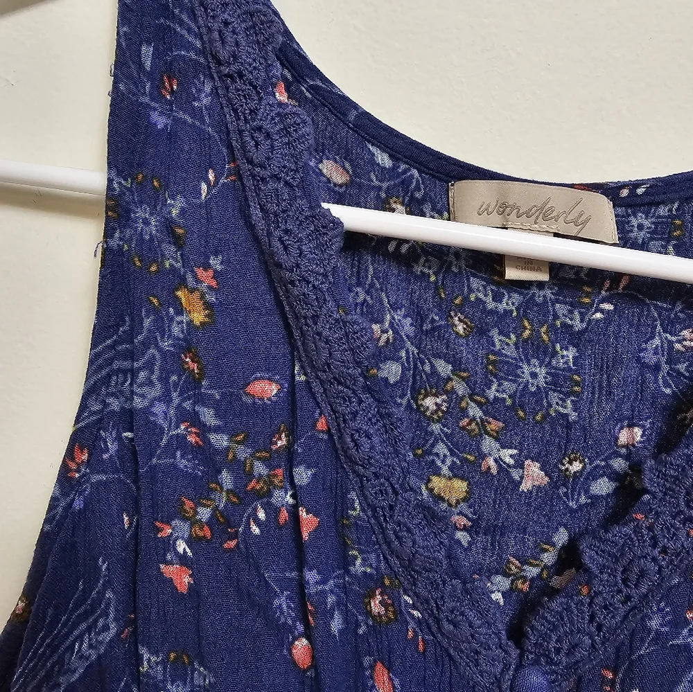 Wonderly Blue Sleeveless Tank Top‎